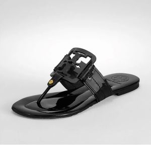 Tory Burch Square Miller Patent Leather Thong Sandals in Black |